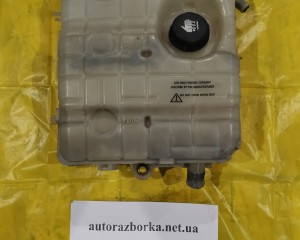 Расширительный бак Renault Premium